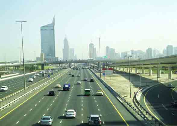 rent a car with driver in dubai
