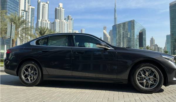 BMW 520i 2024 for rent in dubai