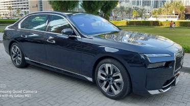 Rent a car with driver in dubai BMW 735i 2024